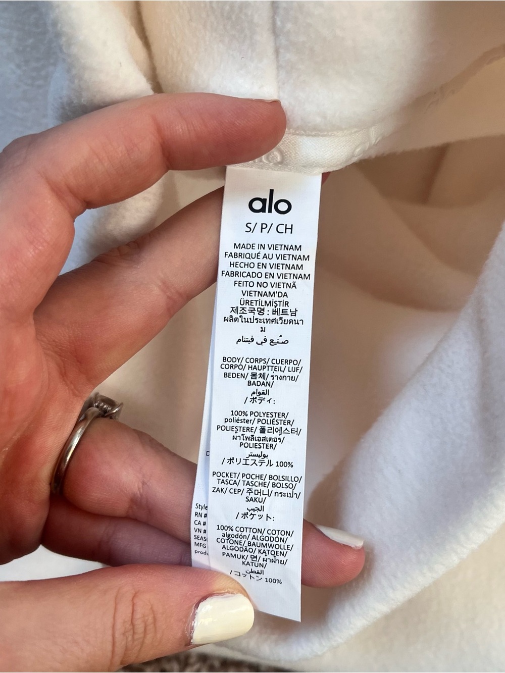 Alo Yoga Polar Fleece Hazy Pullover - Ivory - Picture 5 of 8